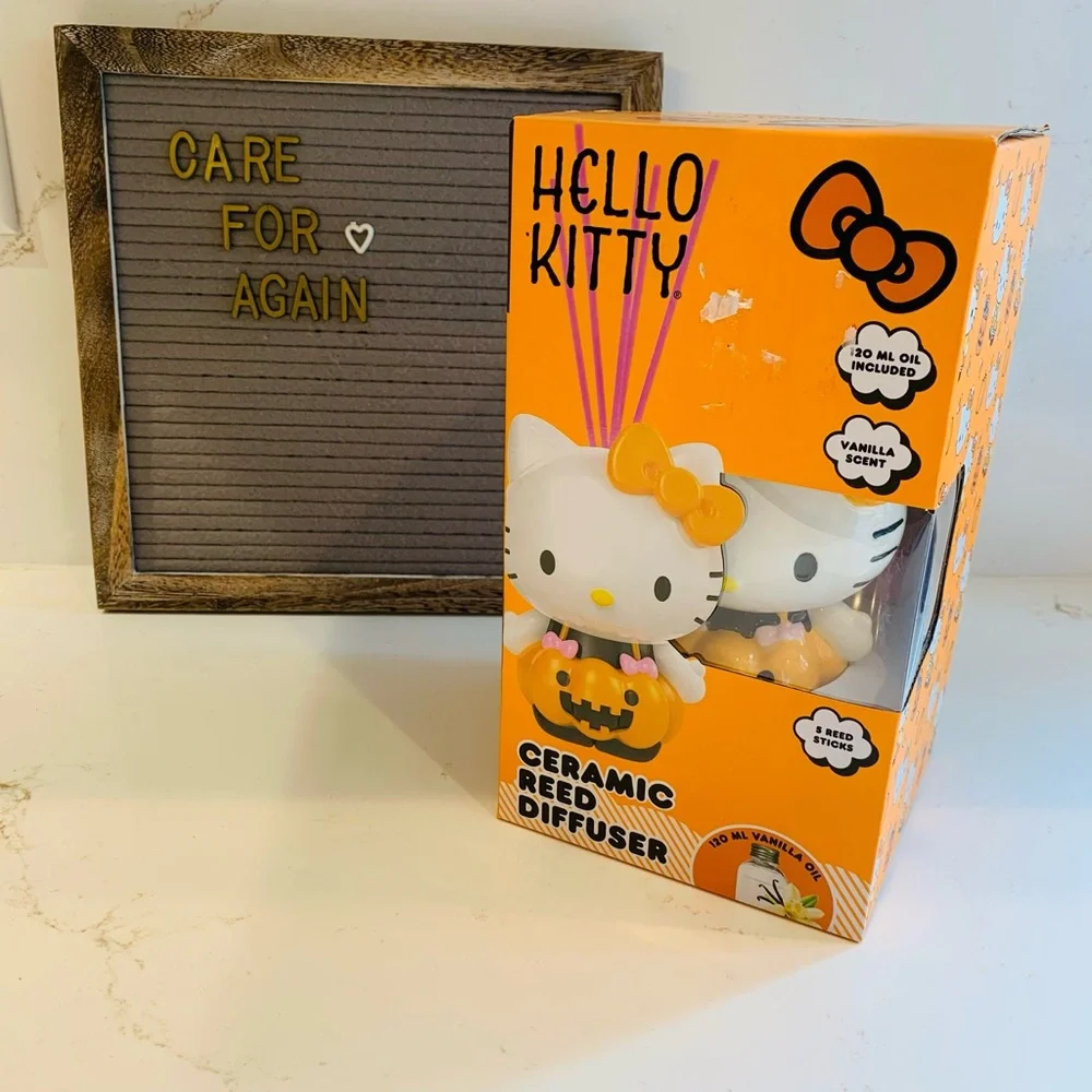Hello Kitty Halloween Pumpkin Reed Diffuser Vanilla Scented NEW